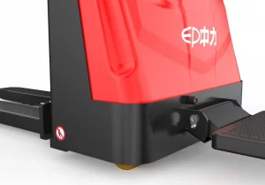 Фото 16 - Штабелер электрический самоходный EP Equipment ESR151 (LI-ION, 2W300, с платформой без поручней).